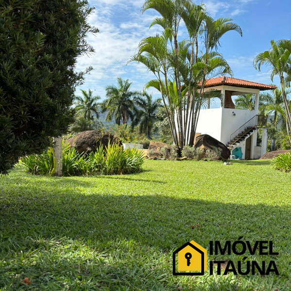 imovel-itauna-ch-8221-03